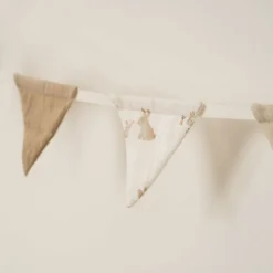 Slinger met vlaggetjes hydrofiel Baby Bunny